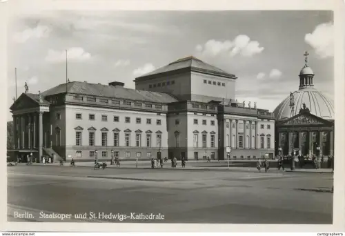 A5805 Berlin Foto-AK Staatsoper und St. Hedwigs-Kathedrale