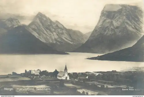 A5802 Norge Norway Norvège Hjorundfjord Sondmore RPPC