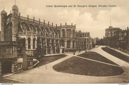A5295 England Windsor Castle Lower Quadrangle and St George's Chapel