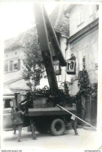 Anonymous persons men working