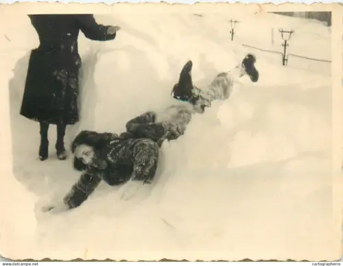 Anonymous persons winter snapshot photo