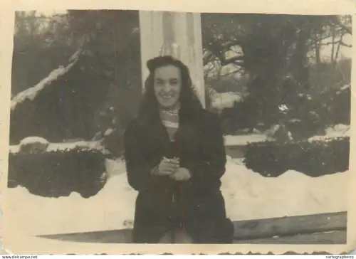 Anonymous persons Romania young lady souvenir