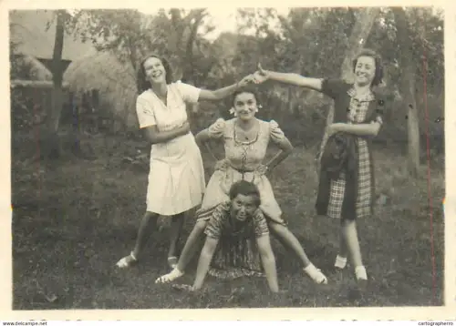 Anonymous persons Romania young girls souvenir