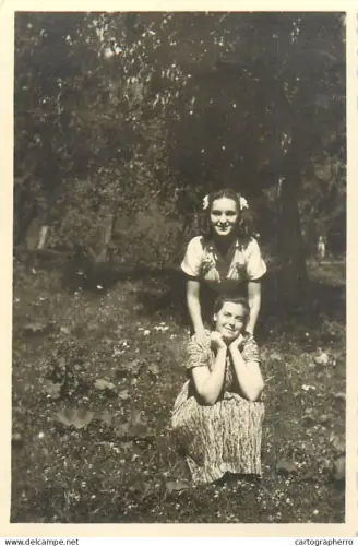 Anonymous persons Romania young girls souvenir