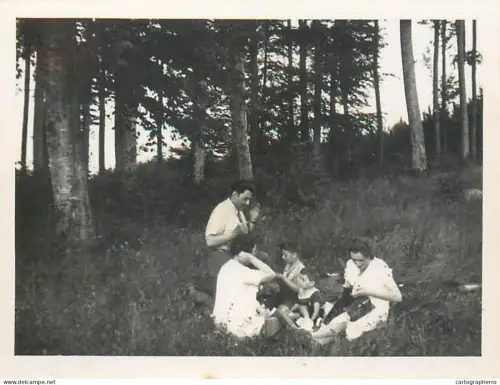 Anonymous persons children & family group Romania souvenir photo