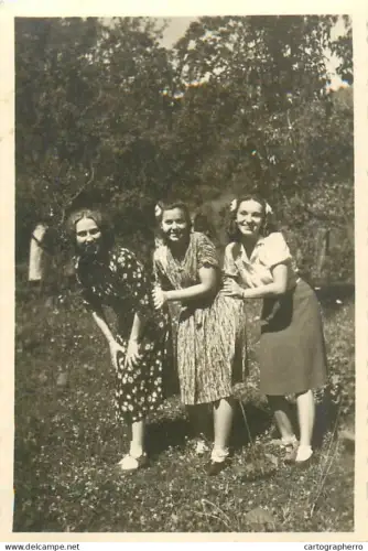 Anonymous persons young girls souvenir photo Romania