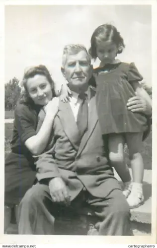 Anonymous persons foto Maxim Bucuresti