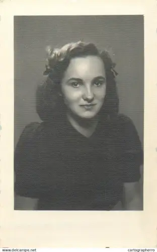 Anonymous persons young lady souvenir photo Romania