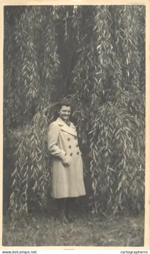 A5787 Anonymous persons souvenir photo postcard dated 1950 Dumbraveni, Romania