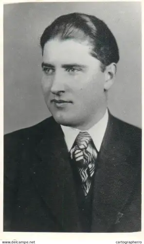 A5787 Anonymous persons man portrait souvenir photo