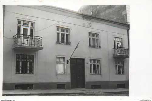 A5787 School building to identify Europe photographic postcard