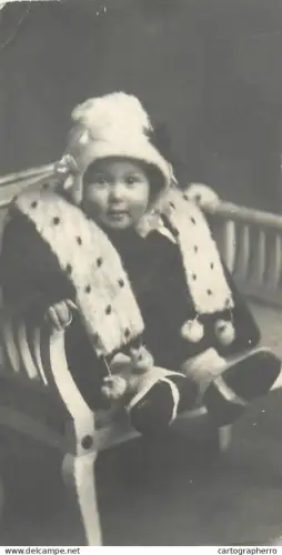 A5787 Anonymous persons cute girl trimmed photographic postcard