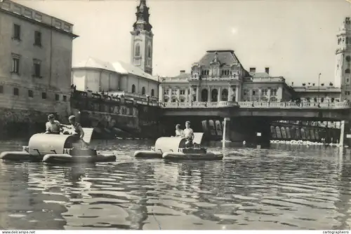 A5203 Romania Oradea plimbare pe Cris