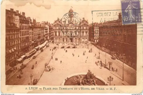 A5115 France carte postale avec défaut Lyon