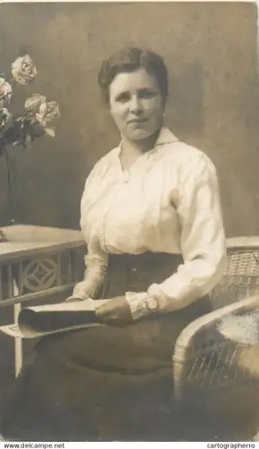 A5846 Anonymous persons vintage souvenir photographic postcard woman portrait Alois Vogl Regensburg