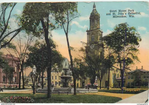 A5848 Milwaukee Court House Park St. John Cathedral
