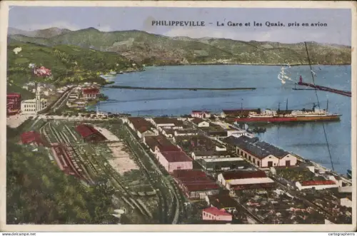 A5870 Philippeville la gare et les quais prise en avion