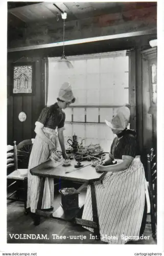 A5344 Netherlands Volendam Hotel Spaander tea hour ethnic types and scenes traditional costumes