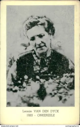 A5875 Leonie Van den Dijck