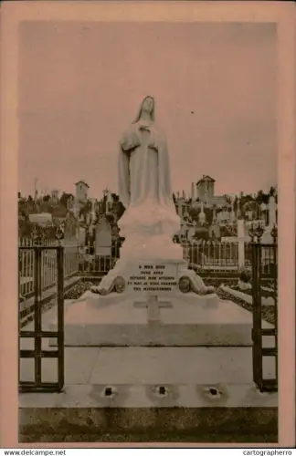 A5876 Lisieux monument eleve au Cimetiere des Carmelites de Lisieux