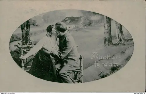 A5920 War 1914-18 Feldpost Postkarte military lover kiss 1917