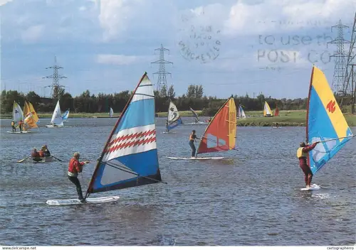 A5374 England Mersey Valley Cheshire Sale Water Park windsurfing types and scenes