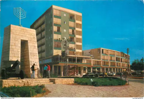 A5373 Israel Bat Yam The Defenders Square