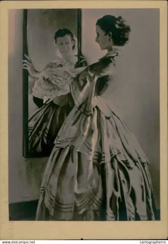 A5919 Julius Engelhardt - Am Spiegel