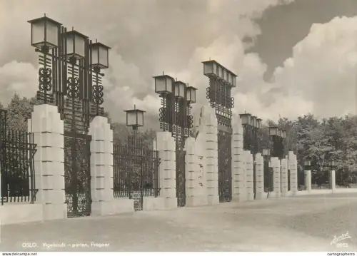 A5370 Norway Oslo Vigelands porten Frogner