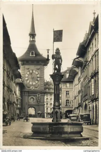 A5356 Switzerland Bern Zharingerbrunnen und Zeitglockenturm