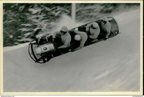 Germany Berlin Olympics Olympia 1936 Cigarettes Trade Card - Der Viererbob Italia