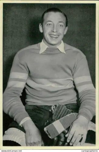 Germany Berlin Olympics Olympia 1936 Cigarettes Trade Card - Gustav Jaenecke hockey