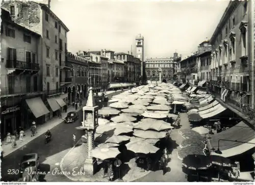 A5354 Italy Verona Erbe square