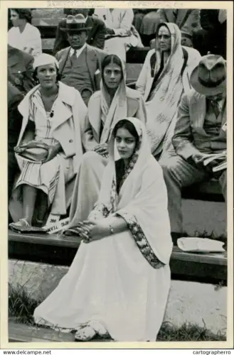 Germany Berlin Olympics Olympia 1936 Cigarettes Trade Card - Interessante exotische Zuschauer