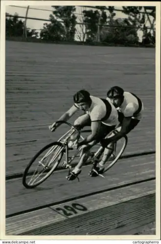 Germany Berlin Olympics Olympia 1936 Cigarettes Trade Card - Ernst Ihbe-Charly Lorenz