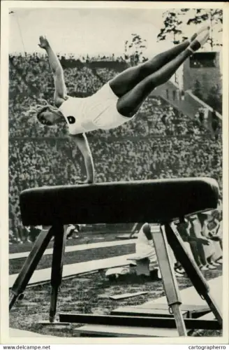 Germany Berlin Olympics Olympia 1936 Cigarettes Trade Card - Anita Barwirth