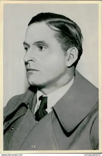 Germany Berlin Olympics Olympia 1936 Cigarettes Trade Card - Baron Peter Le Fort