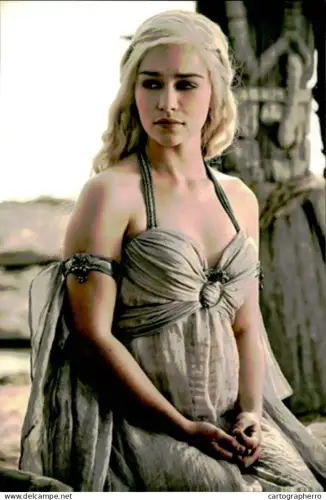 A5910 Photography Photograph Famous people Emilia Clarke - Daenerys Targaryen - Game of Thrones