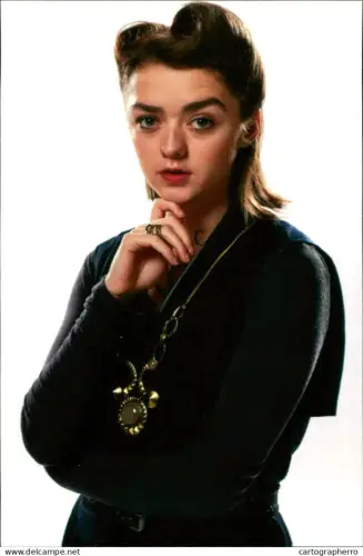 A5910 Photography Photograph Famous people Maisie Williams