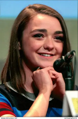 A5910 Photography Photograph Famous people Maisie Williams