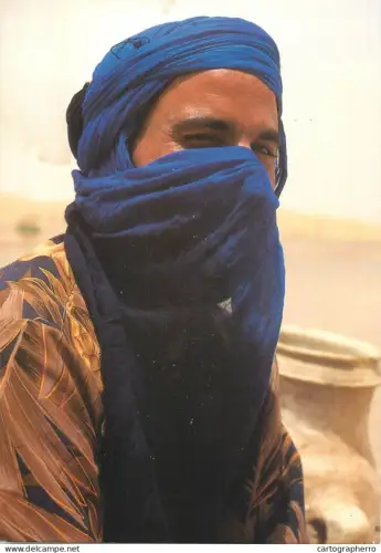 A5395 Morocco native man covered face typical clothing detail aspect