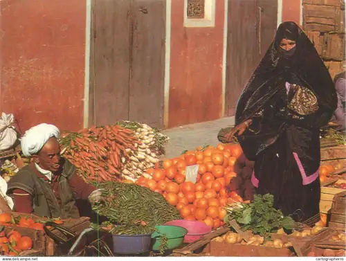 A5395 Morocco Tafraout ethnic types and scenes street market