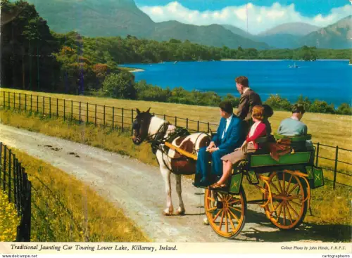 A5392 Ireland Killarney Jaunting Car touring Lower lake