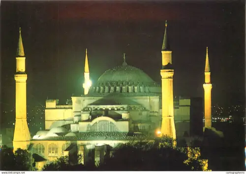 A5389 Turkey Istanbul Hagia Sophia Museum night view
