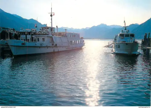 A5381 Boats & sailing ships postcard Switzerland Locarno sailing vessels at the pier