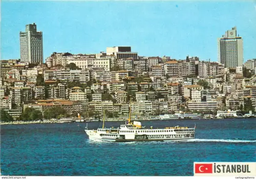A5381 Boats & sailing ships postcard Turkey Istanbul sailing vessel