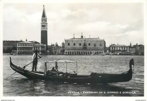 A5858 Transport > Ships > Sailing Vessels gondola Venice