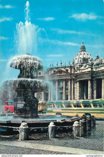 A5399 Italy Roma Basilica di S Pietro fontana