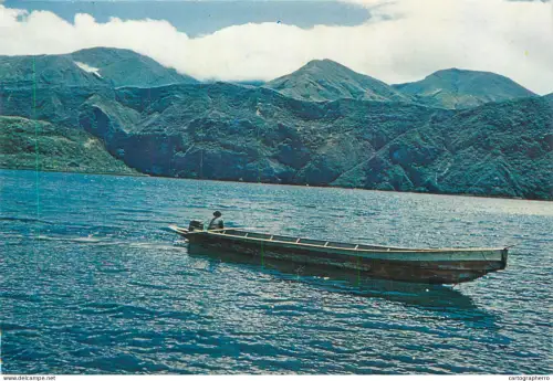 A5398 Ecuador Imbambura Lake Cuicocha