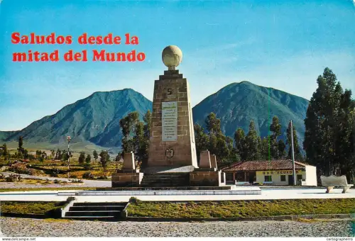 A5398 Ecuador Quito Monumento Ecuatorial